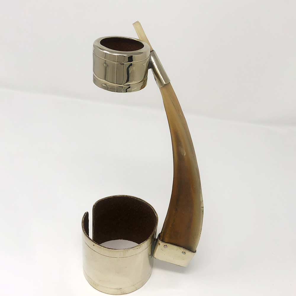 blond wine horn caddie