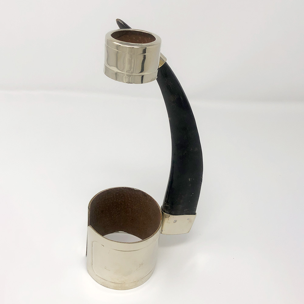 Dark Horn wine caddie